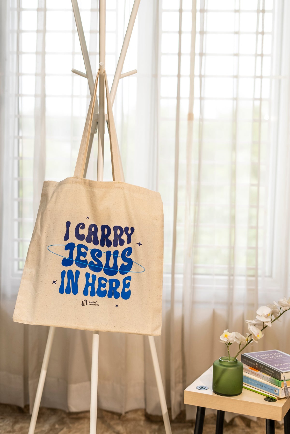 I carry Jesus in here — Tote Bag