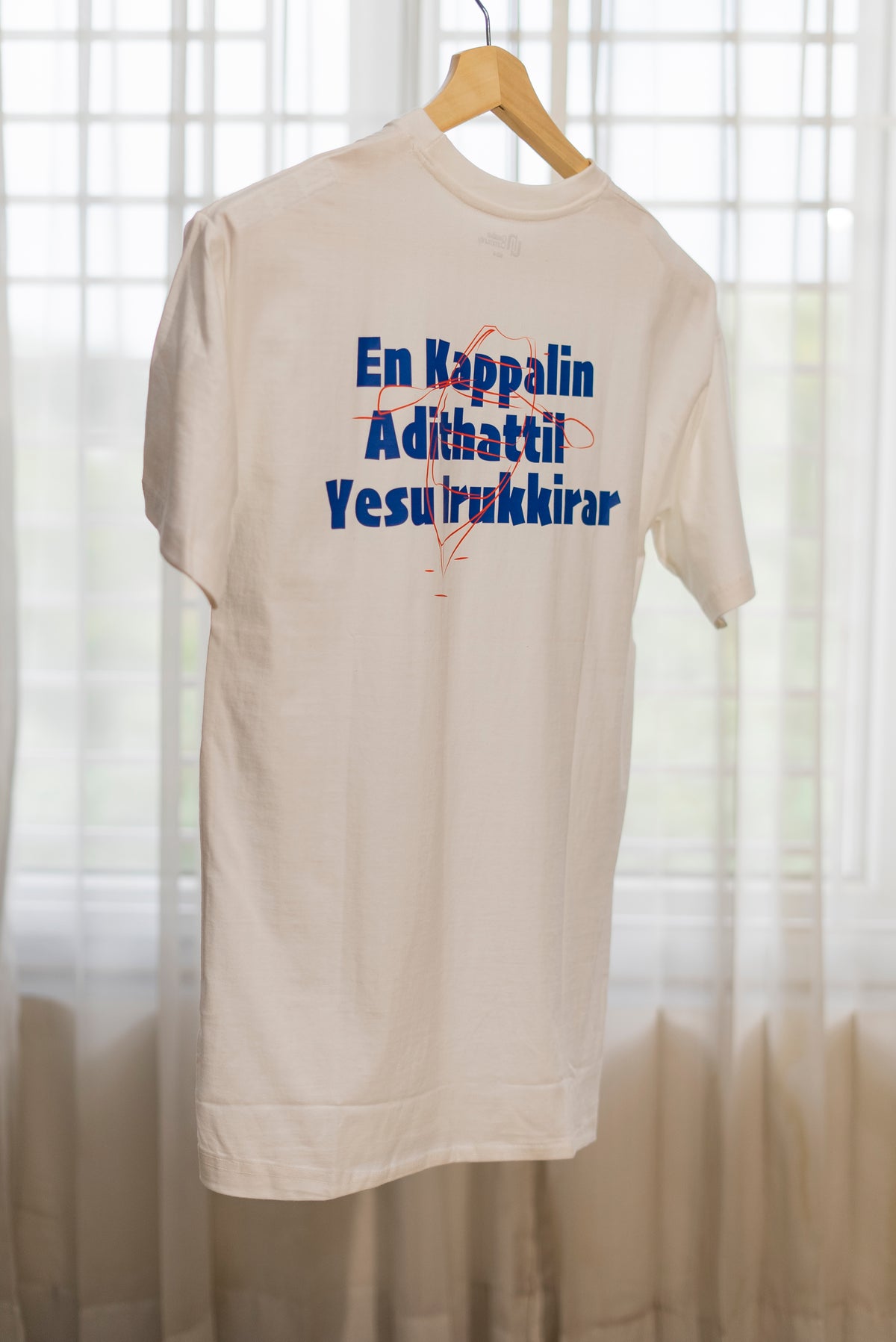 En Kappalin Adithattil T-Shirt