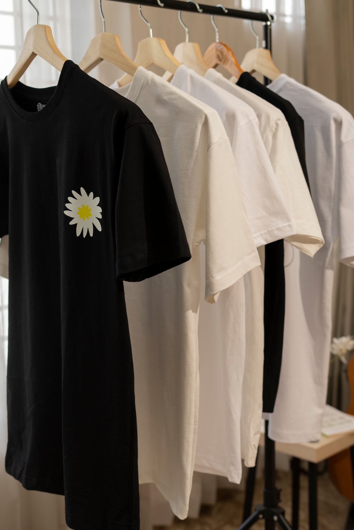 Kaathirundha Neram Maari T-Shirt
