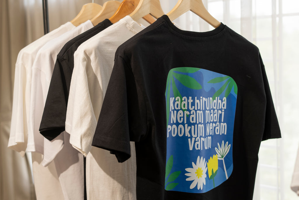 Kaathirundha Neram Maari T-Shirt